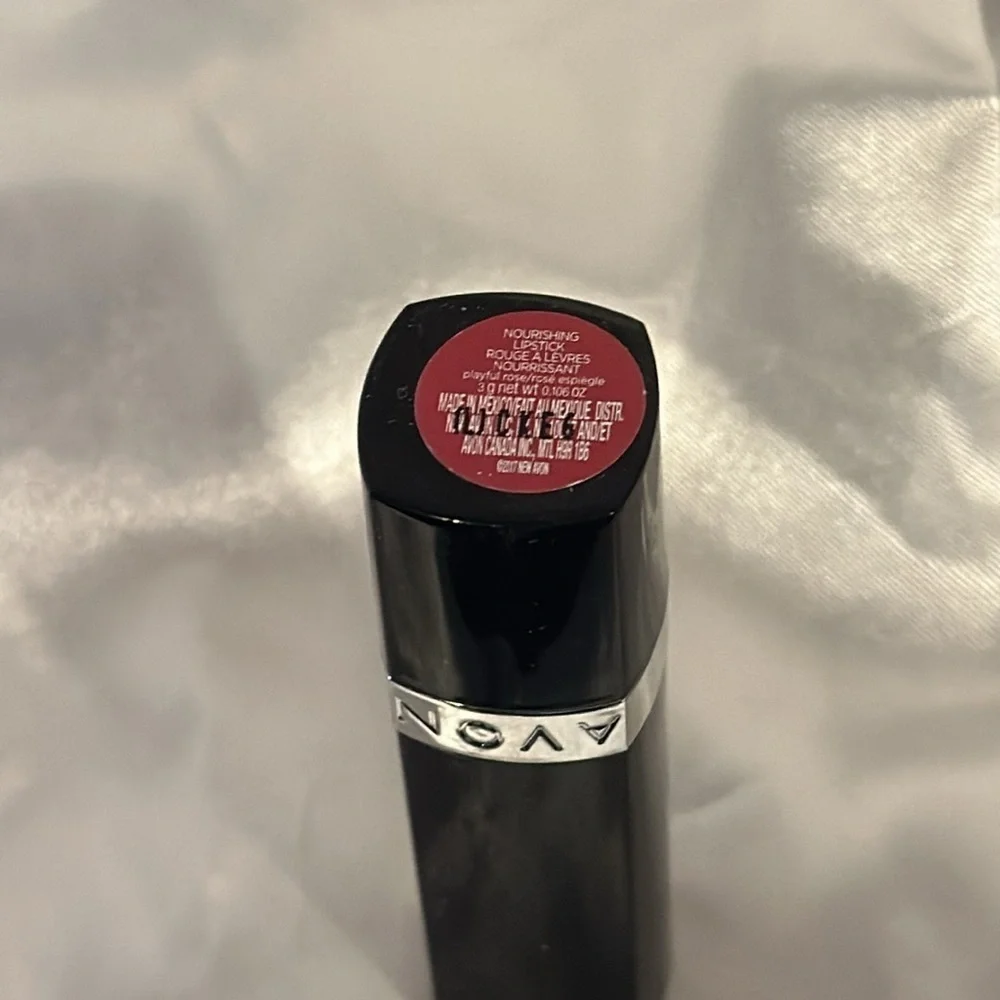 Avon Nourishing Lipstick “Rouge Always” New